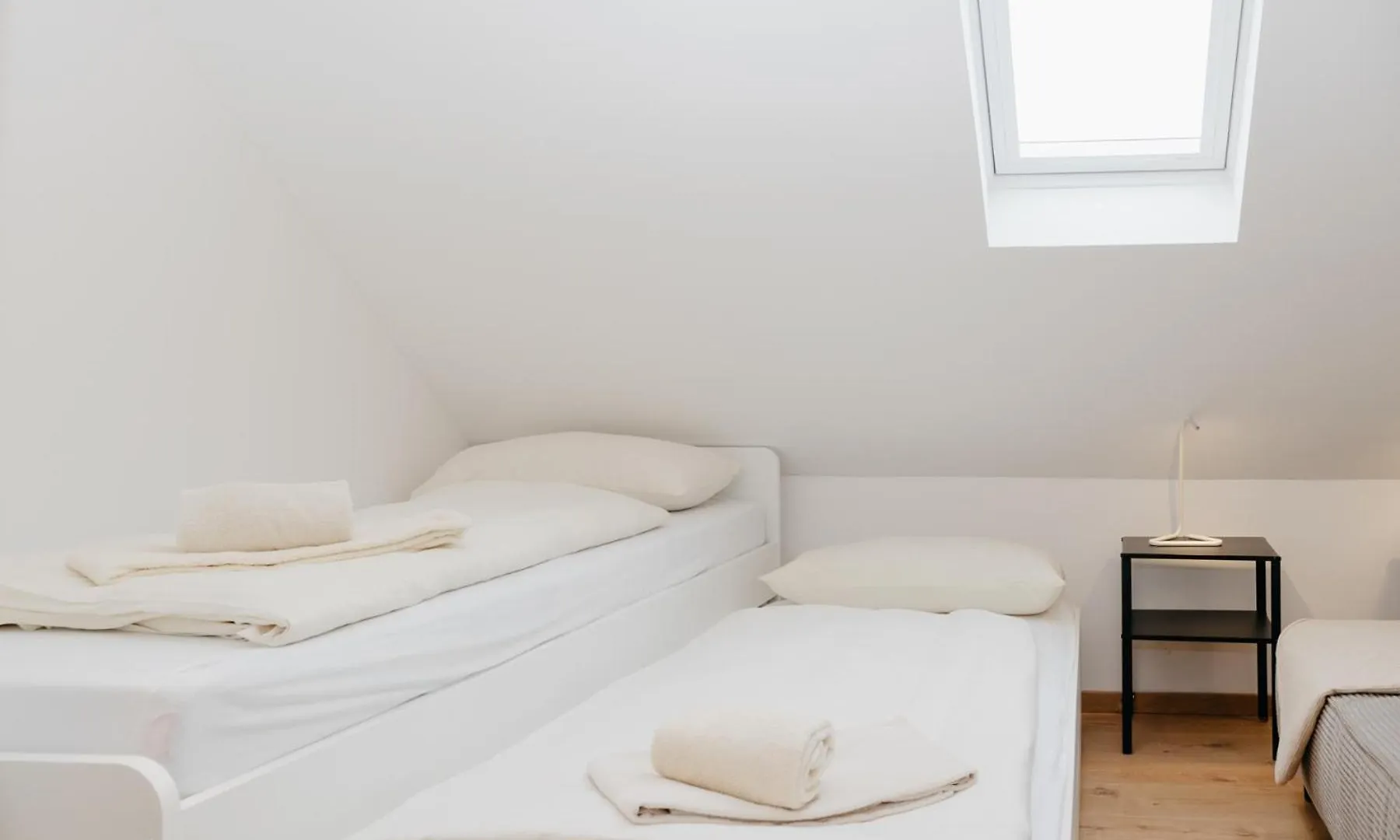 Nice2Be Violet - Augsburg Zentrum Appartement